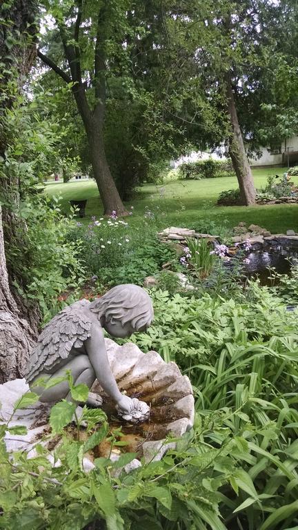 Covington Manor B&B Cambridge Экстерьер фото