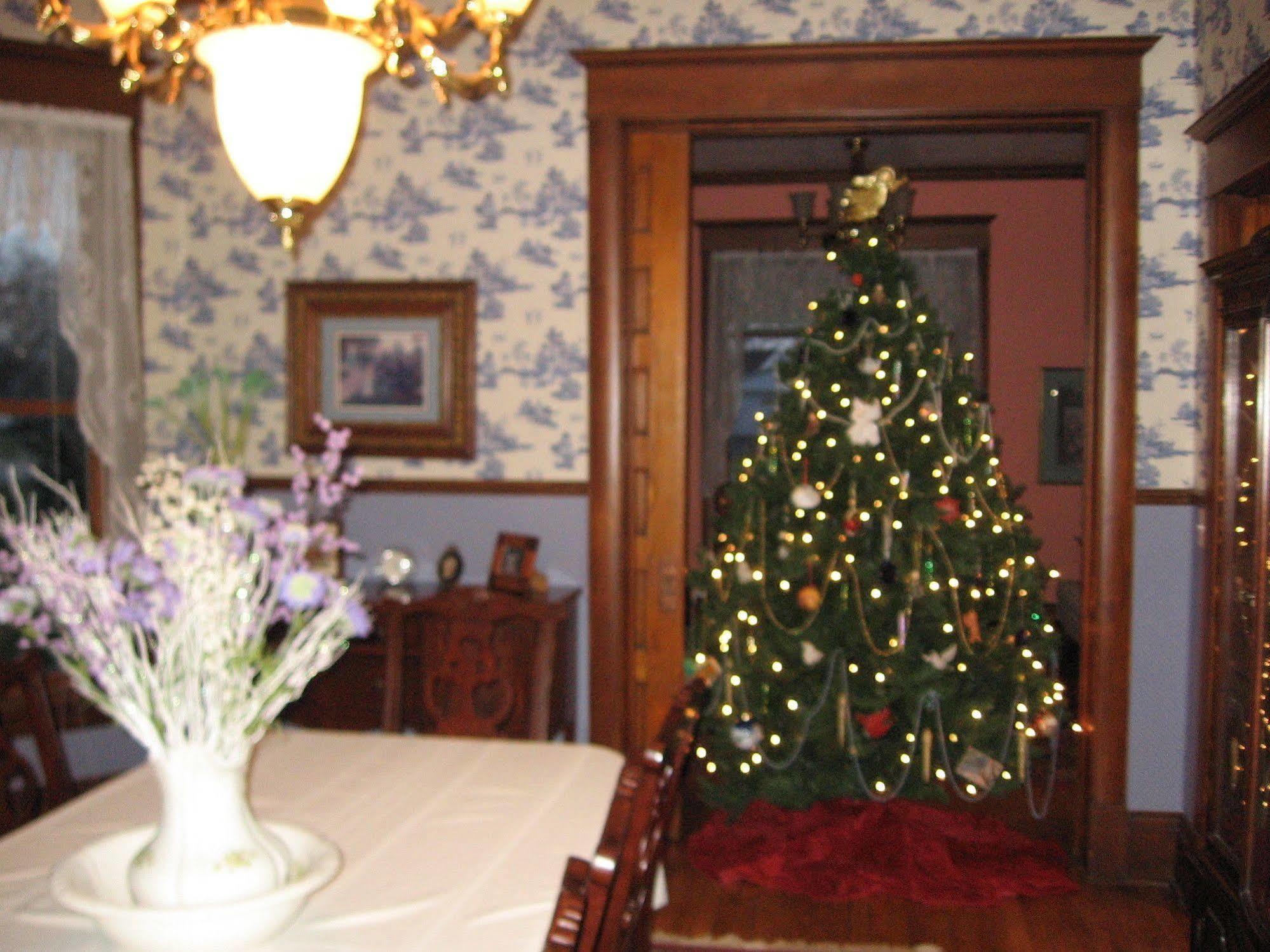 Covington Manor B&B Cambridge Экстерьер фото