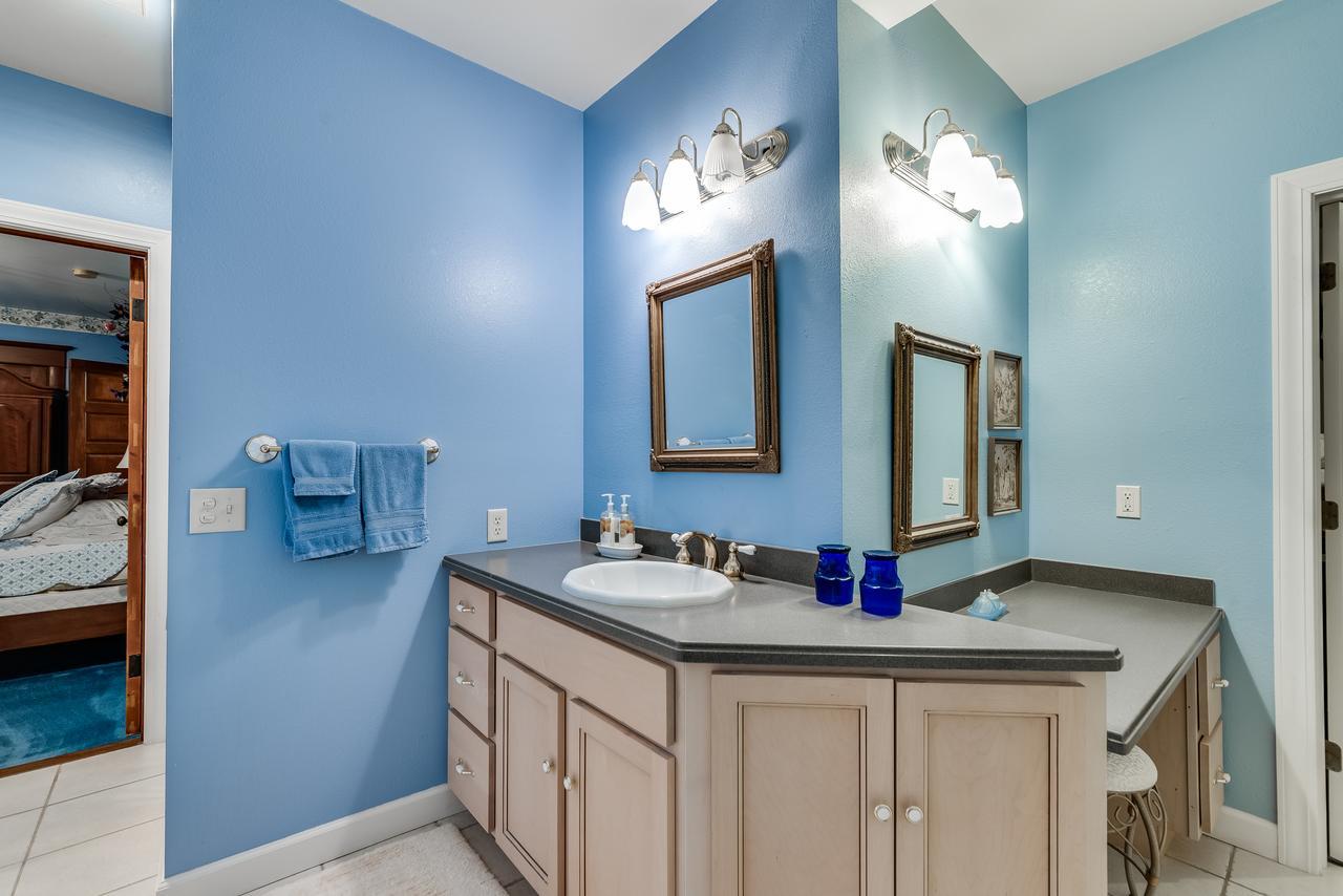 Covington Manor B&B Cambridge Экстерьер фото