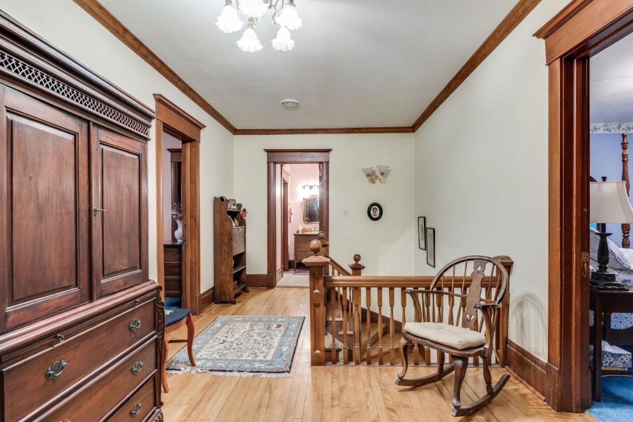 Covington Manor B&B Cambridge Экстерьер фото